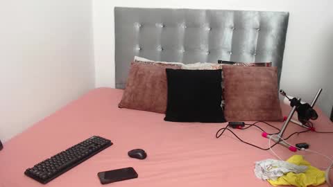 Snapshot of daiishawolf chatting on 09/23/25, 06:33 Daiisha.. online show from 09/23/25, 06:33