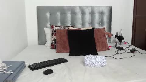 Snapshot of daiishawolf chatting on 10/03/25, 08:55 Daiisha.. online show from 10/03/25, 08:55