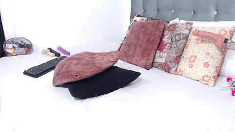 Snapshot of daiishawolf chatting on 12/17/25, 09:54 Daiisha.. online show from 12/17/25, 09:54