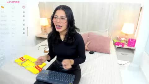 Daila Beltran online show from 06/26/26, 07:40
