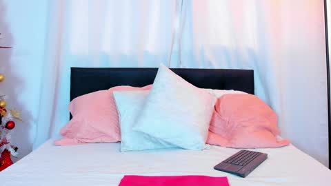 Daila Smith  online show from 12/23/24, 09:08