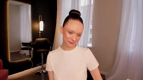 daily_glam online show from 10/14/25, 12:17