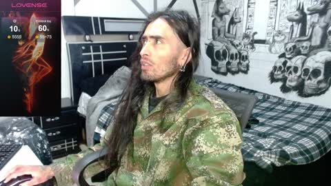 Snapshot of daimon_rock01 chatting on 01/27/25, 03:37 felipe online show from 01/27/25, 03:37