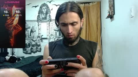 Snapshot of daimon_rock01 chatting on 02/27/25, 03:58 felipe online show from 02/27/25, 03:58