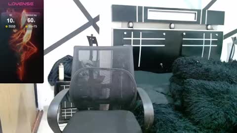 Snapshot of daimon_rock01 chatting on 03/08/25, 05:49 felipe online show from 03/08/25, 05:49