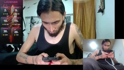 Snapshot of daimon_rock01 chatting on 03/11/25, 04:43 felipe online show from 03/11/25, 04:43