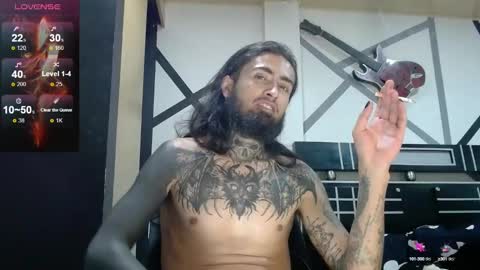 Snapshot of daimon_rock01 chatting on 09/23/25, 01:30 felipe online show from 09/23/25, 01:30