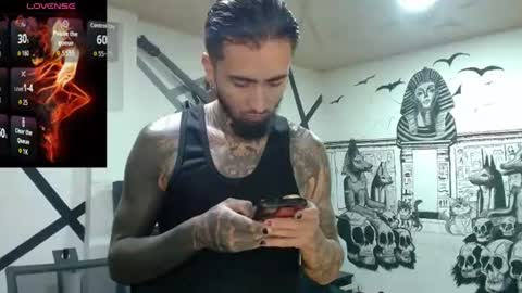Snapshot of daimon_rock01 chatting on 07/25/26, 04:21 felipe online show from 07/25/26, 04:21