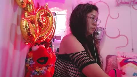 Snapshot of daina_flower chatting on 05/16/26, 05:15 DAINA online show from 05/16/26, 05:15