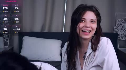 Snapshot of dainalargena chatting on 06/18/26, 08:25 Aoi and Lily best friends online show from 06/18/26, 08:25