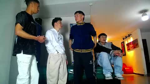 daiquirie online show from 04/23/26, 01:24