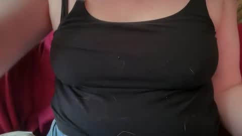Snapshot of dairystation chatting on 06/21/26, 11:29 Mx Mommy Moo online show from 06/21/26, 11:29