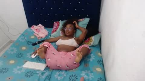 daisha_becker online show from 01/30/25, 03:51