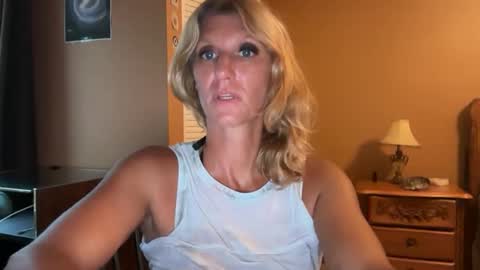 Daisy137 online show from 09/10/25, 04:07