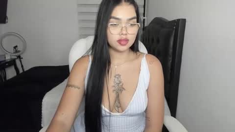 Snapshot of daisy_20x_ chatting on 02/23/26, 08:12 I am Daisy online show from 02/23/26, 08:12