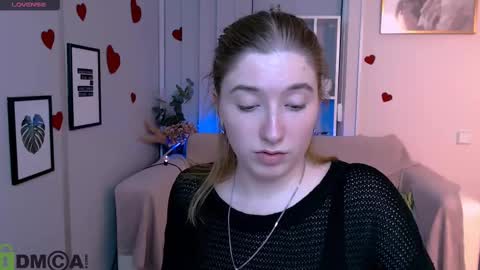 Snapshot of daisy_candy chatting on 03/02/25, 09:11 Little Di online show from 03/02/25, 09:11