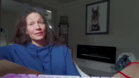 Daisy online show from 04/02/26, 04:26