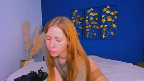 Daisy Swanson online show from 10/29/25, 03:47