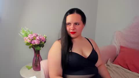 Snapshot of daisyharts chatting on 07/04/26, 05:08 DaisyHarts online show from 07/04/26, 05:08