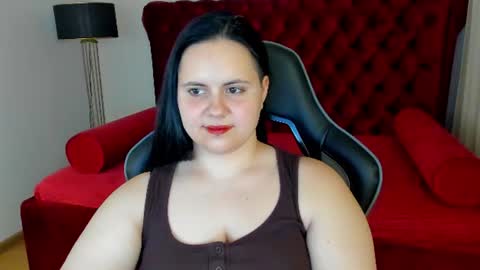 Snapshot of daisyharts chatting on 07/13/26, 05:27 DaisyHarts online show from 07/13/26, 05:27
