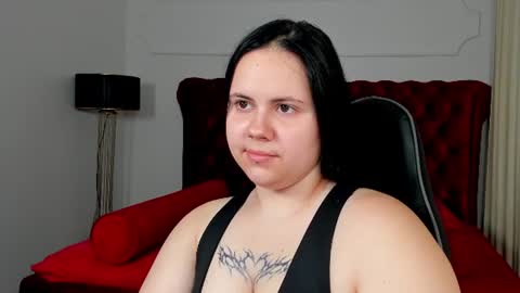 Snapshot of daisyharts chatting on 07/26/26, 05:26 DaisyHarts online show from 07/26/26, 05:26