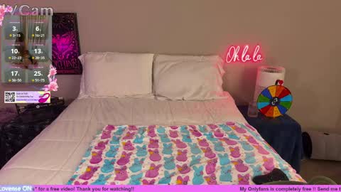 daisymystique online show from 04/27/26, 01:58