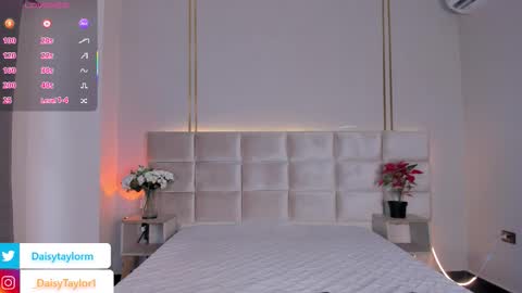 Daisy online show from 11/26/25, 12:28