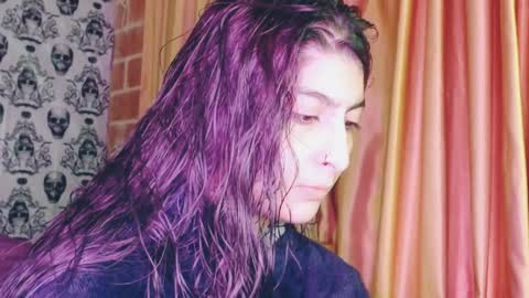    --  -- help me reach 100 hands up  online show from 02/02/25, 06:04