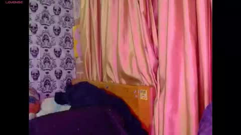    --  -- help me reach 100 hands up  online show from 01/15/26, 02:05