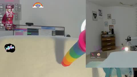 daki_ume_ online show from 11/04/25, 02:21