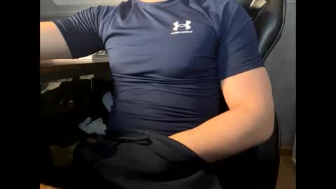 Snapshot of dakken2021 chatting on 02/14/25, 07:02 dakken online show from 02/14/25, 07:02