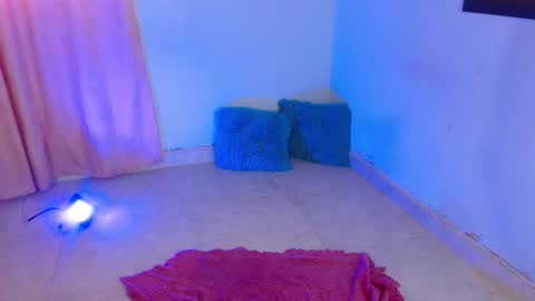 VALENTINA  online show from 11/03/25, 08:10