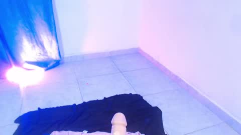 VALENTINA  online show from 11/23/25, 06:57