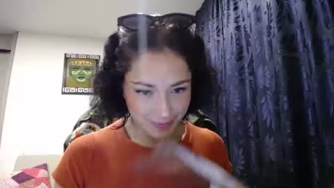 IG  dakotasofiaa online show from 12/29/24, 07:06