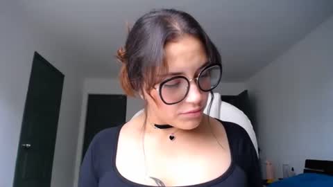 IG  dakotasofiaa online show from 02/16/26, 09:00