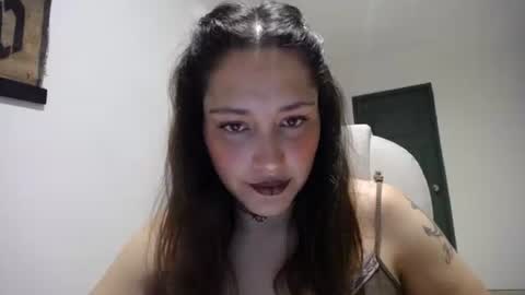 Snapshot of dakota01_ chatting on 04/29/26, 02:37 IG dakotasofiaa online show from 04/29/26, 02:37