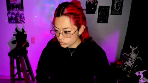 Snapshot of dakota_crab chatting on 04/20/26, 11:17 Dakota Crab online show from 04/20/26, 11:17