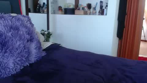 Snapshot of dakota_dark_ chatting on 01/15/25, 02:56 Dakota online show from 01/15/25, 02:56