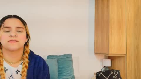 Dakota-Megan online show from 11/13/25, 02:38