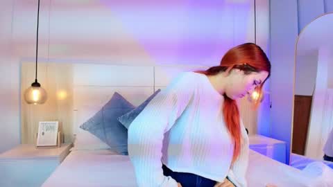 Dakota-Megan online show from 11/18/25, 01:04