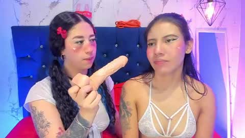 dakotaa_johnson online show from 04/15/26, 11:49