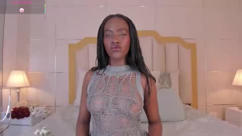    online show from 10/10/25, 04:00