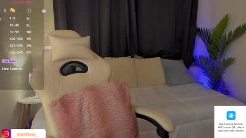 dakottaa__ online show from 03/04/25, 02:27