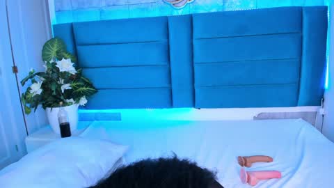   online show from 01/31/25, 05:21