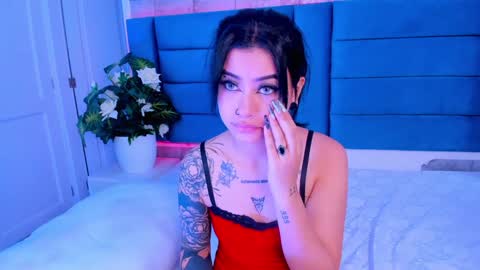   online show from 02/08/25, 02:27