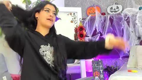   online show from 10/16/25, 05:19