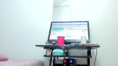  Ren  online show from 02/08/25, 04:57