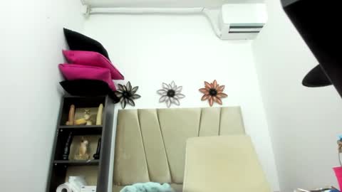  Ren  online show from 09/14/25, 12:32