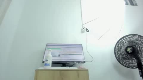  Ren  online show from 11/16/25, 12:16