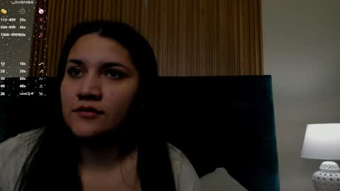 Snapshot of dalia_alissa chatting on 05/11/26, 12:00 Violeta online show from 05/11/26, 12:00
